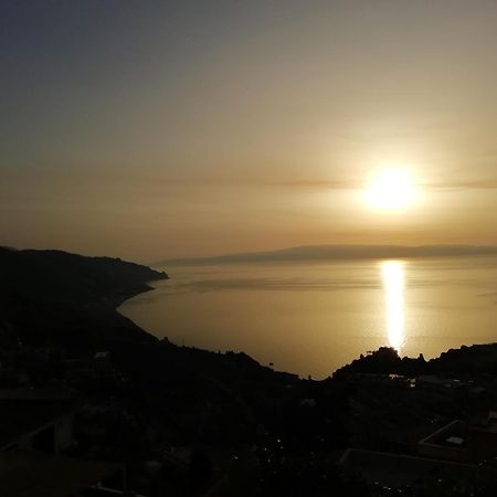 Villa Johnny And Mary'S House Breathtaking View Taormine Chambre photo